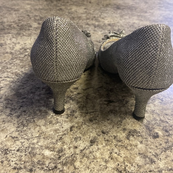 2for $20: Silver sparkle heels 🖤 - Picture 4 of 8